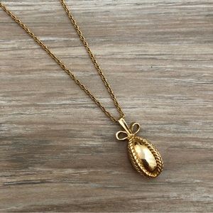 Joan Rivers Egg Necklace